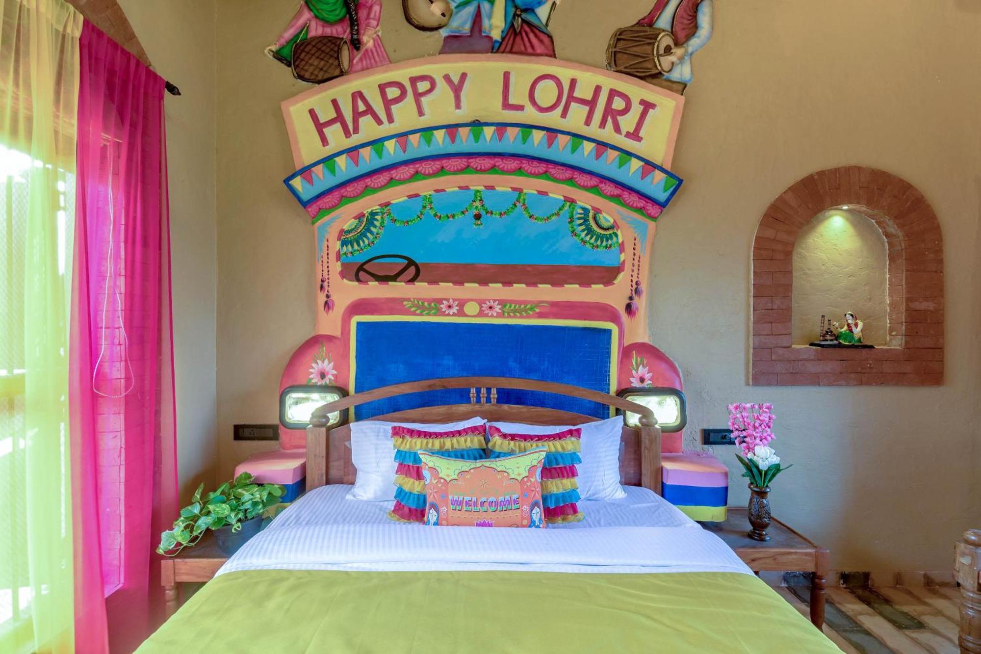 Dio Regaalo Theme Resort, Ratnagiri Bagian luar foto