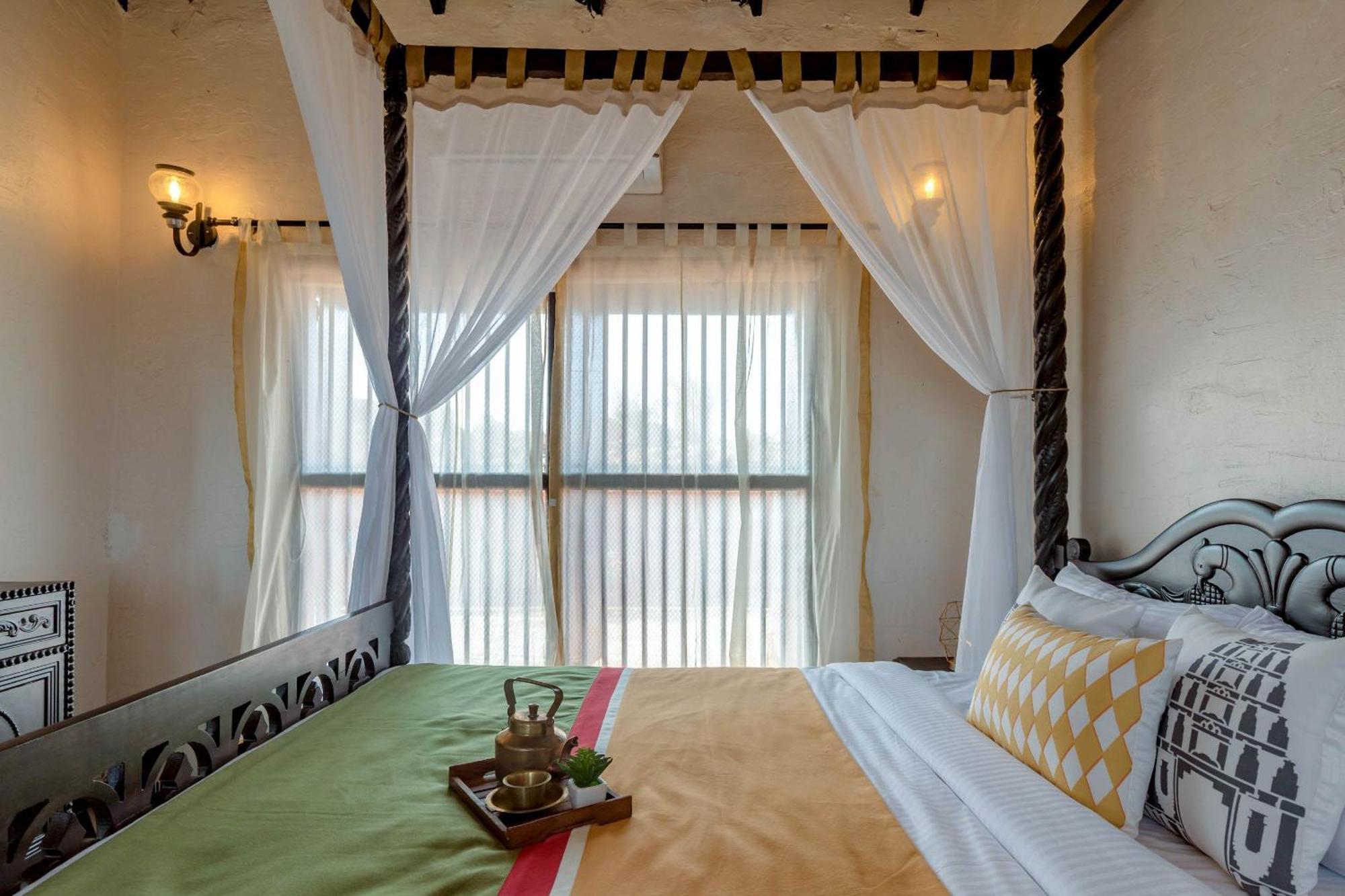 Dio Regaalo Theme Resort, Ratnagiri Bagian luar foto